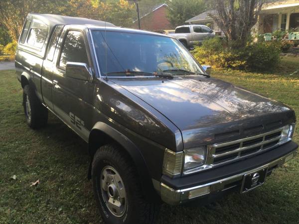 1992 Nissan Hardbody 123000 original miles, no rust Alabama Truck,... for sale in Dearing, NC – photo 4