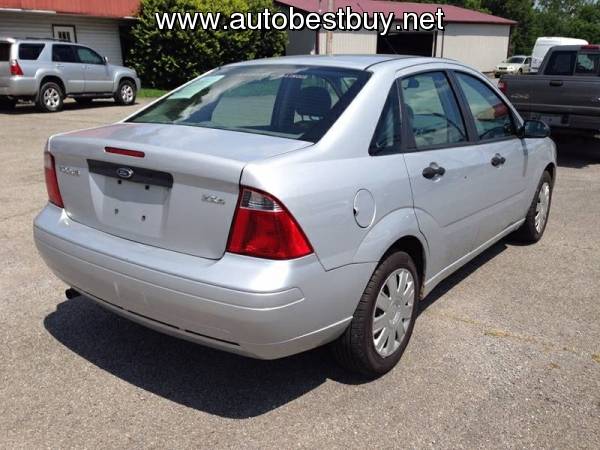 2005 Ford Focus ZX4 S 4dr Sedan Call for Steve or Dean for sale in Murphysboro, IL – photo 5