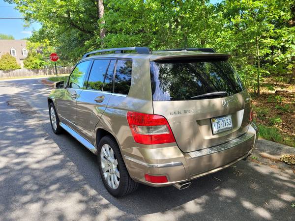 2010 Mercedes GLK 350 4Matic Low miles Excellent Condition - cars & for sale in Henrico, VA – photo 4