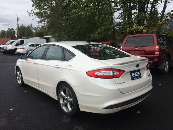 2014 Ford Fusion SE / 34 MPG - cars & trucks - by dealer - vehicle... for sale in Anchorage, AK – photo 7