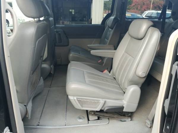 2010 Chrysler Town Country Touring for sale in Oconto, WI – photo 15