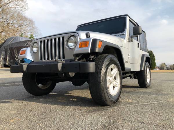2004 Jeep Wrangler TJ 4 0 6 cylinder 5-Speed Manual for sale in Lexington, NC