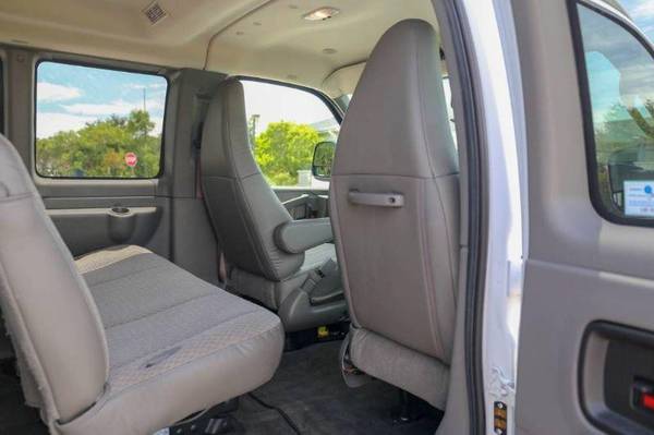 2018 Chevrolet Chevy EXPRESS PASSANGER LT 12 PASSANGER REAR AC... for sale in Sarasota, FL – photo 17