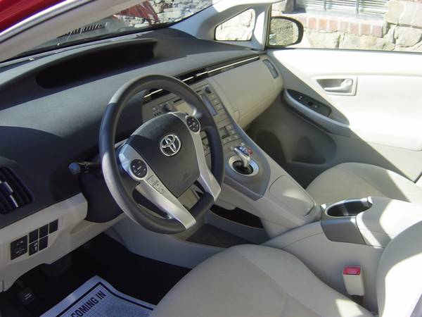 2013 Toyota Prius - - by dealer - vehicle automotive for sale in binghamton, NY – photo 16