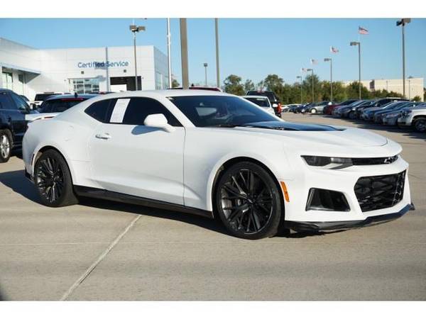 2017 Chevrolet Camaro ZL1 - coupe - cars & trucks - by dealer -... for sale in Ardmore, TX – photo 20