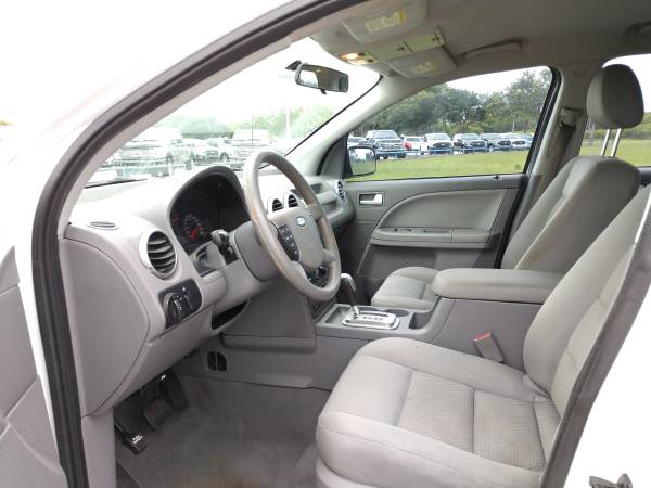 2006 FORD FREESTYLE SE 7 PASSENGER SUV ($600 DOWN WE FINANCE ALL) for sale in Pompano Beach, FL – photo 8