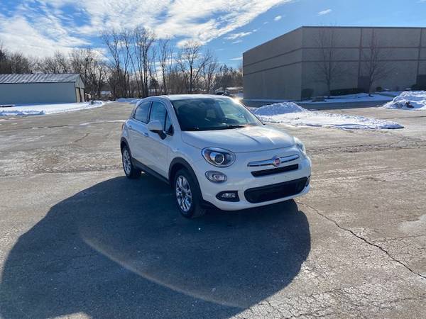 2016 Fiat 500x Lounge NO ACCIDENTS - - by dealer for sale in Grand Blanc, MI – photo 3