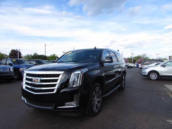 2016 CADILLAC ESCALADE ESV LUXURY**SUPER CLEAN**LOW MILES**FINANCING A for sale in redford, MI – photo 4