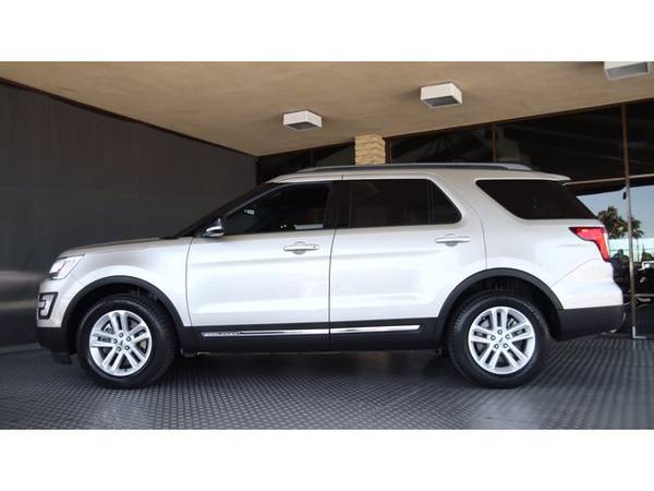 2017 Ford Explorer XLT - cars & trucks - by dealer - vehicle... for sale in Buena Park, CA – photo 13