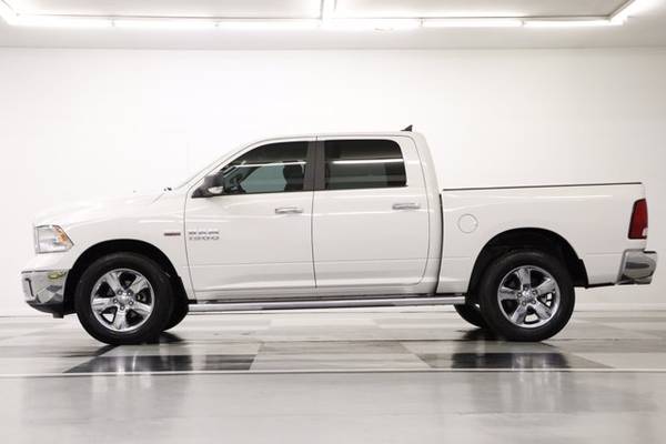 CAMERA - BLUETOOTH White 2016 Ram 1500 Lone Star 4X4 4WD Crew Cab for sale in Clinton, MO – photo 18