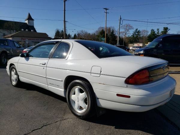 1996 Chevrolet Monte Carlo LS - cars & trucks - by dealer - vehicle... for sale in Youngstown, OH – photo 4