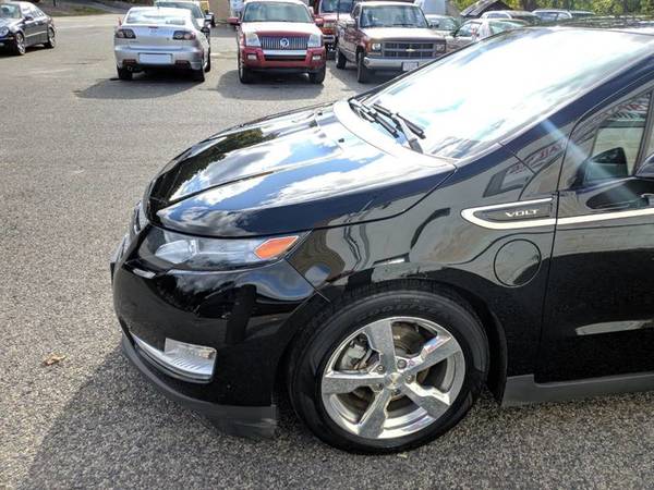 2015 Chevrolet Volt Premium Plug In Hybrid fully loaded 101k nav for sale in Walpole, RI – photo 2