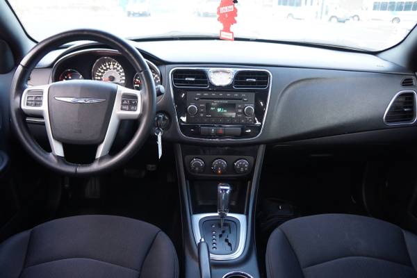 2014 CHRYSLER 200 TOURING - UCONNECT AUX COLD A/C Guar Approval for sale in Honolulu, HI – photo 13