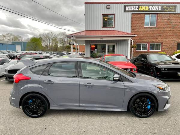 Wow! A 2017 Ford Focus TRIM with only 20, 149 Miles - Hartford for sale in South Windsor, CT – photo 5