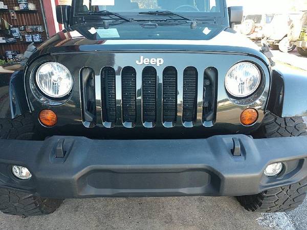 2012 Jeep Wrangler Sahara 4WD - cars & trucks - by dealer - vehicle... for sale in Cleveland, AL – photo 17