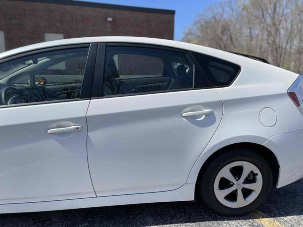 2012 Toyota Prius Two Hybrid Pkg2 50mpg 146k 1 owner clean - cars & for sale in Walpole, RI – photo 4