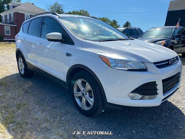 2016 Ford Escape SE 4WD 6-Speed Automatic - cars & trucks - by... for sale in PELHAM, MA – photo 9