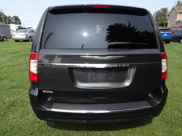 2011 Chrysler Town and Country, Touring Edition, - cars & trucks -... for sale in Mogadore, OH – photo 7