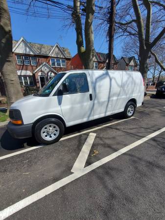 2009 chevy express cargo van for sale in Ozone Park, NY – photo 11