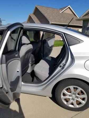 2012 Hyundai Accent for sale in Greenville, WI – photo 11