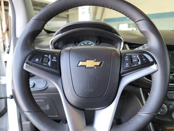 2019 Chevrolet Trax LT - - by dealer - vehicle for sale in Porterville, CA – photo 15