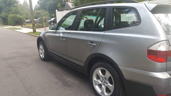 2007 BMW X3 70K .SILVRR/BLACK. CLEAN TITLE for sale in Westbury , NY – photo 3