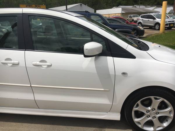 2008 Mazda 5 Wagon 138k 3-row power roof - - by dealer for sale in Cincinnati, OH – photo 5