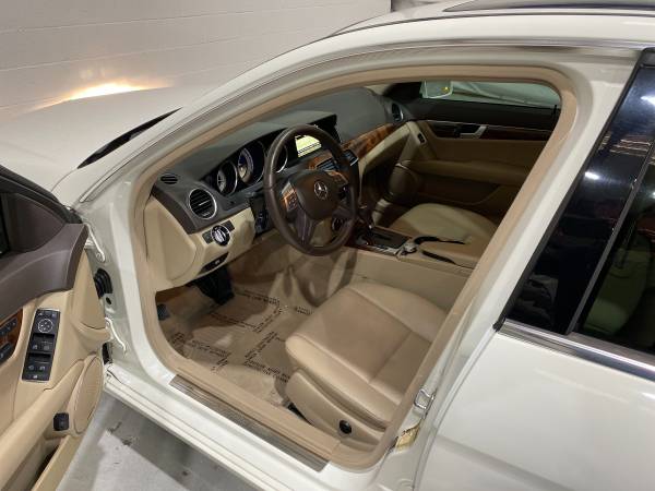 2012 Mercedes-Benz C250 *Nav/Backup/Loaded* Financing Available -... for sale in Greensboro, NC – photo 9