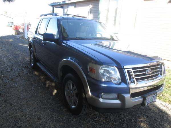 2009 FORD EXPLORER EDDIE BAUER V-8 4WD SUV - - by for sale in Bend, OR – photo 2