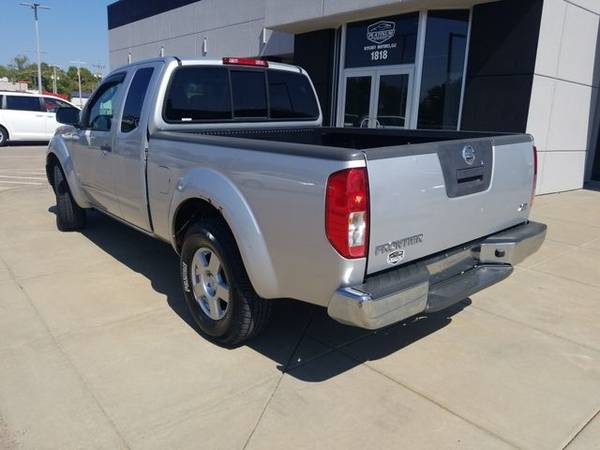 2007 Nissan Frontier King Cab - Financing Available! - cars & trucks... for sale in Topeka, KS – photo 5