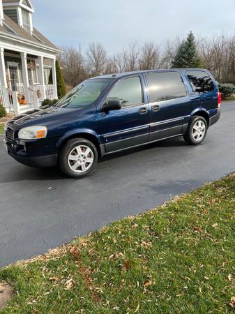 2007 Saturn Relay Minivan - Very Clean - cars & trucks - by owner -... for sale in Barrington, IL