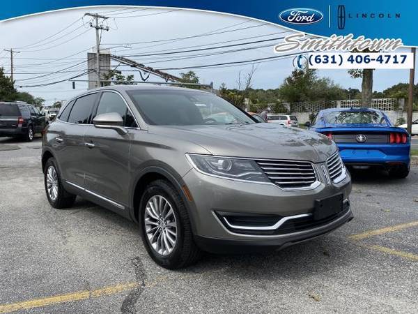 2017 Lincoln MKX Select AWD SUV - cars & trucks - by dealer -... for sale in Saint James, NY – photo 3