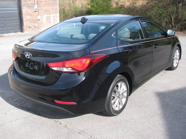 2016 HYUNDAI ELANTRA SE......4CYL AUTO......40000 MILES....SHARP!!!!... for sale in Knoxville, TN – photo 6