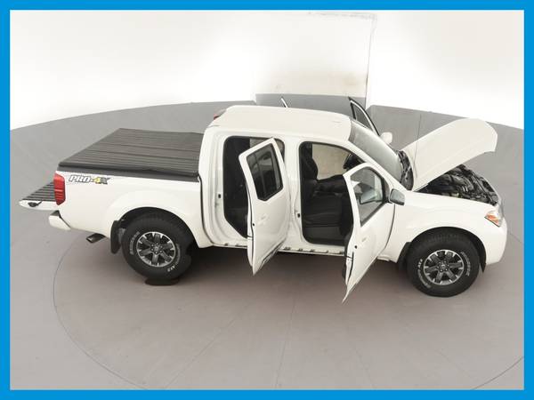 2016 Nissan Frontier Crew Cab PRO-4X Pickup 4D 5 ft pickup White for sale in Columbia, SC – photo 20