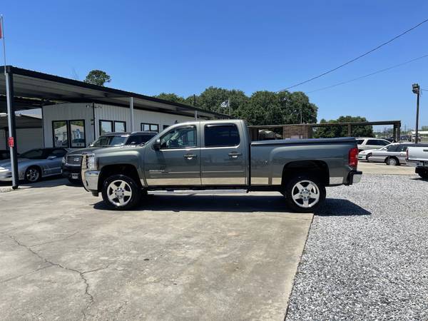 2011 Chevy 2500 HD Crew 2WD LTZ - Leather - Sunroof - 1 Owner - cars for sale in Gonzales, LA – photo 3
