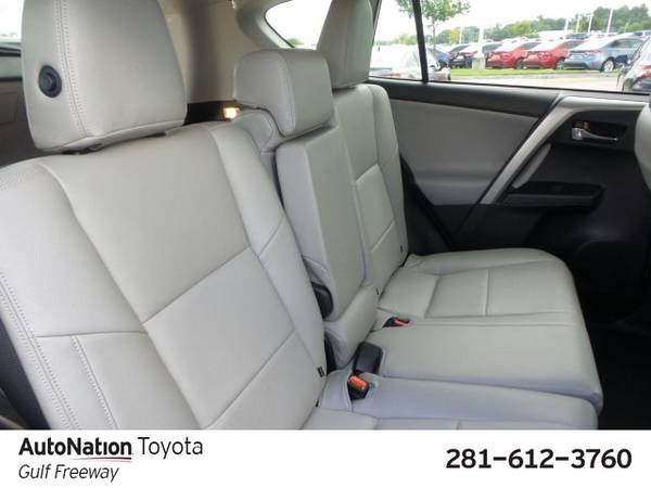 2016 Toyota RAV4 XLE SKU:GW260103 SUV for sale in Houston, TX – photo 21