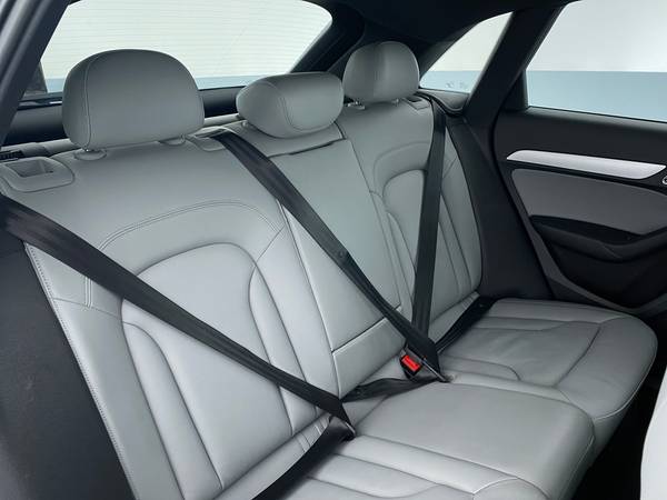 2018 Audi Q3 Premium Sport Utility 4D suv Black - FINANCE ONLINE -... for sale in Atlanta, GA – photo 19