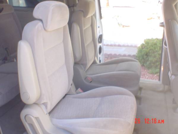 2004 Ford Freestar low miles - cars & trucks - by owner - vehicle... for sale in Palmdale, CA – photo 13