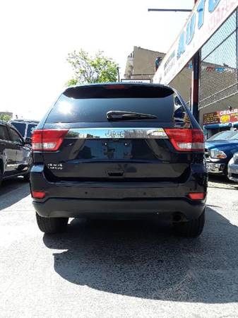 2011 Jeep Grand Cherokee Laredo 4WD LOWEST PRICES AROUND! for sale in Brooklyn, NY – photo 24