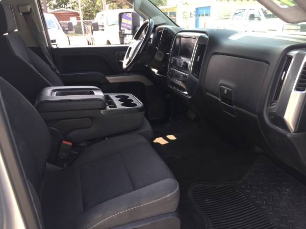 2017 CHEVY SILVERADO 2500 HD LT Z71 CREW CAB 4 DOOR 4X4 LONGBED TRUCK for sale in Wilmington, NC – photo 10