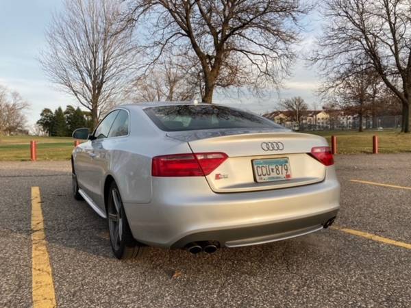 2008 Audi S5 6-Speed Manual - cars & trucks - by owner - vehicle... for sale in LAUDERDALE, MN – photo 4