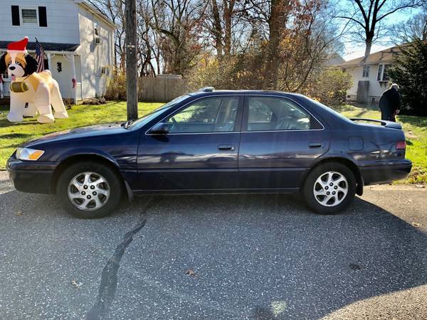 1997 Toyota Camry XLE v6 144K - cars & trucks - by owner - vehicle... for sale in Holtsville, NY – photo 2