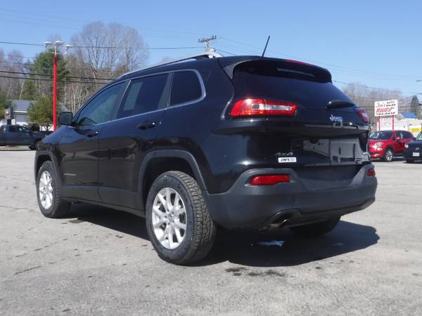 2014 Jeep Cherokee 4WD 4dr Latitude - - by dealer for sale in Auburn, ME – photo 4