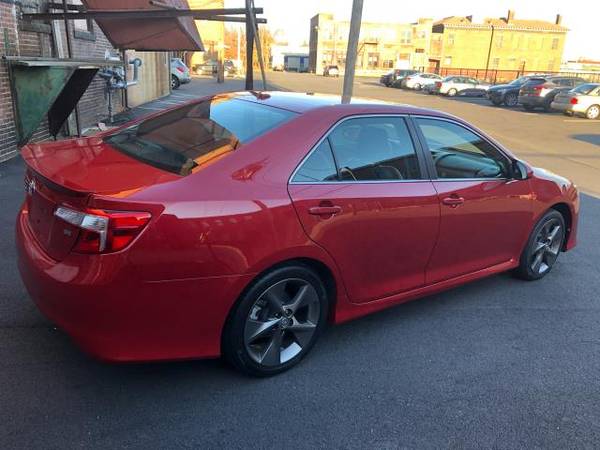 2012 Toyota Camry SE V6 - cars & trucks - by dealer - vehicle... for sale in Westport, RI – photo 6