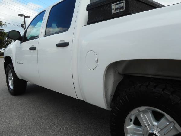 2013 CHEVROLET SILVERADO 1500 LT CREW CAB 4WD - cars & trucks - by... for sale in Winterville, NC – photo 12