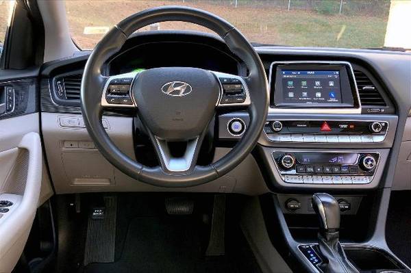 2018 Hyundai Sonata Hybrid Limited Sedan 4D Sedan - cars & trucks -... for sale in Sykesville, MD – photo 15