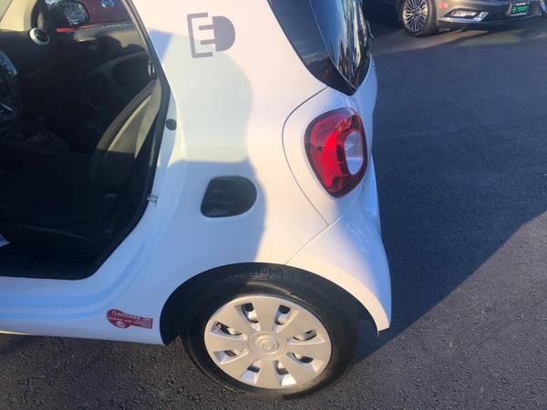 2017 Smart Fortwo Electric Drive ev specialist -peninsula - cars &... for sale in Daly City, CA – photo 12