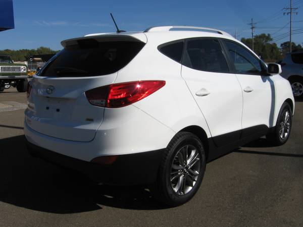 '14 Hyundai Tucson SE AWD & SHARP ! for sale in Waterford, PA – photo 7