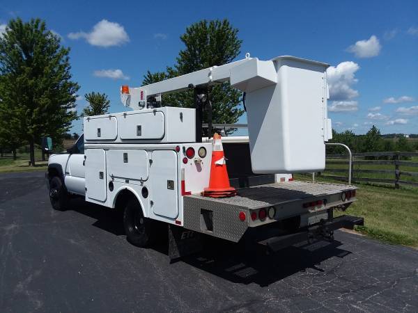 34' 2006 Chevrolet C3500 Bucket Boom Lift Utility Work Service Truck for sale in Gilberts, WI – photo 7
