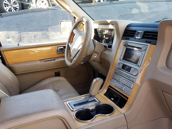 08 Lincoln Navigator Elite 4x4!Nav+Leath+LOADED!5 YR 100k Warr INCL!! for sale in Methuen, MA – photo 7